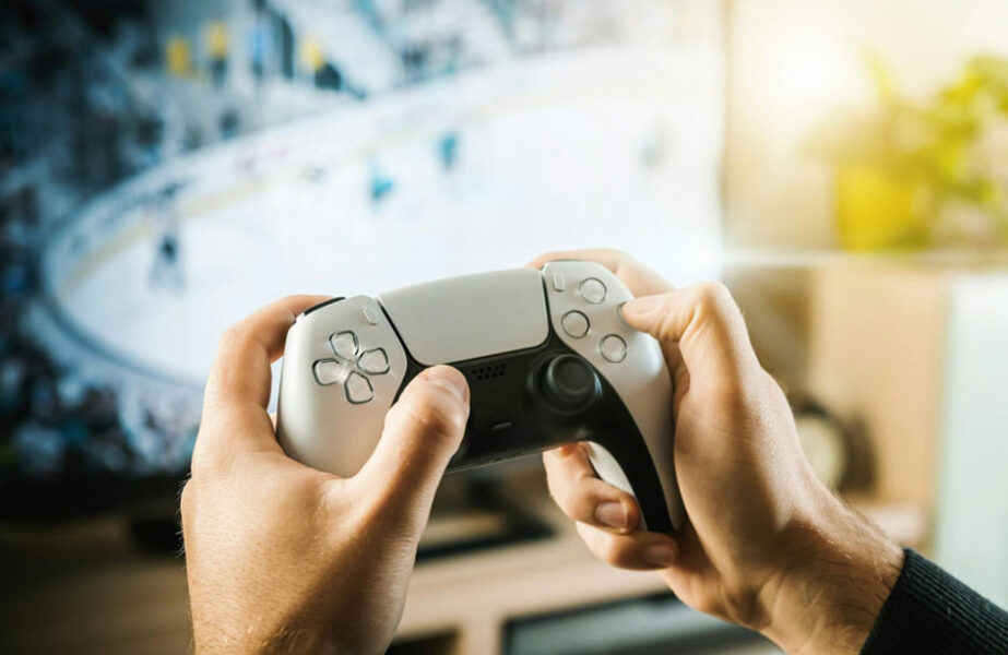 Gift Guide for Gamers: Essential Presents for Every Budget