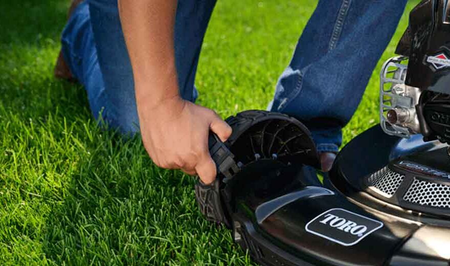 How to Adjust Your Lawnmower Height for Seasonal Growth