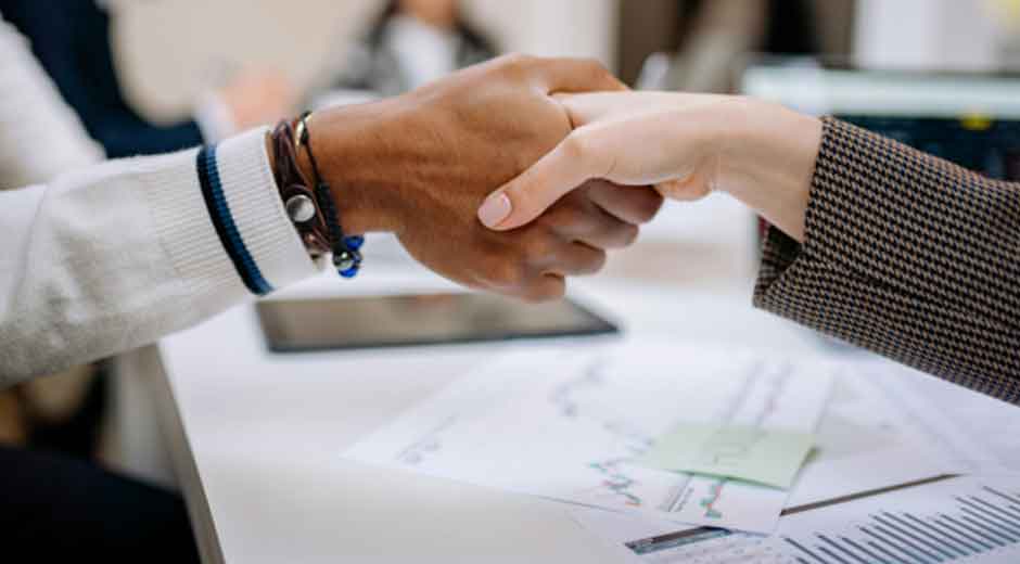 How Can Small Businesses Compete with Big Brands Using Smart Tech?