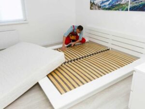 Beds that cannot be taken apart for moving